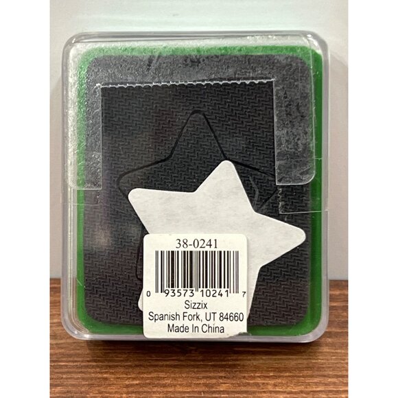 Sizzix Star Die-Cutter 38-0241 - Picture 2 of 3